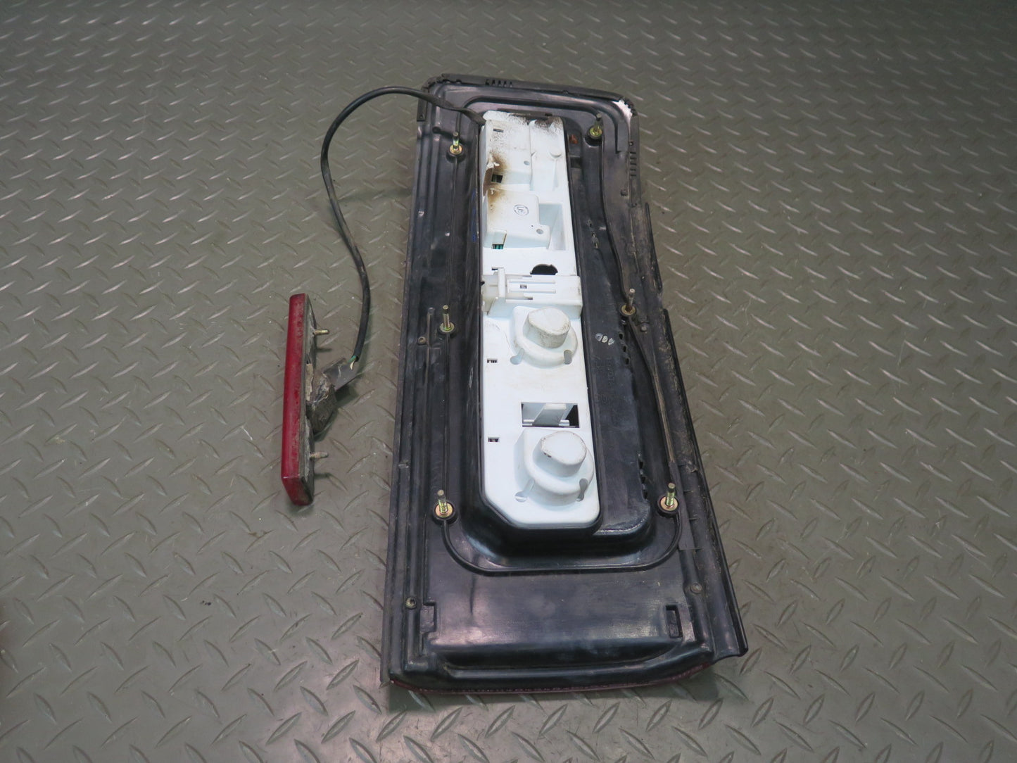 89-92 Toyota Supra MA70L MK3 Rear Right Tail Light w Marker Light Set OEM