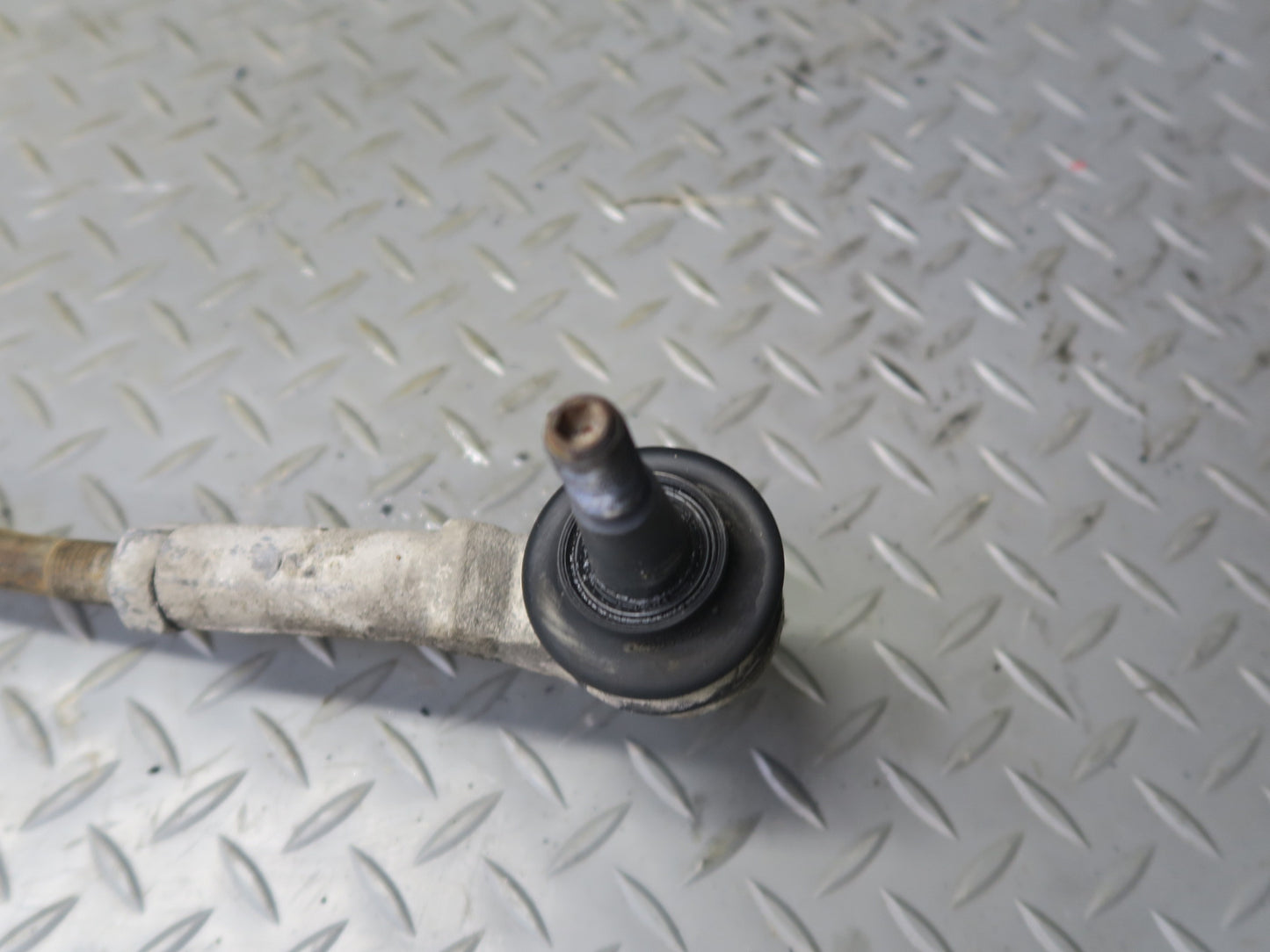 2004-2007 Cadillac XLR  Power Steering Rack & Pinion Gear 26085331