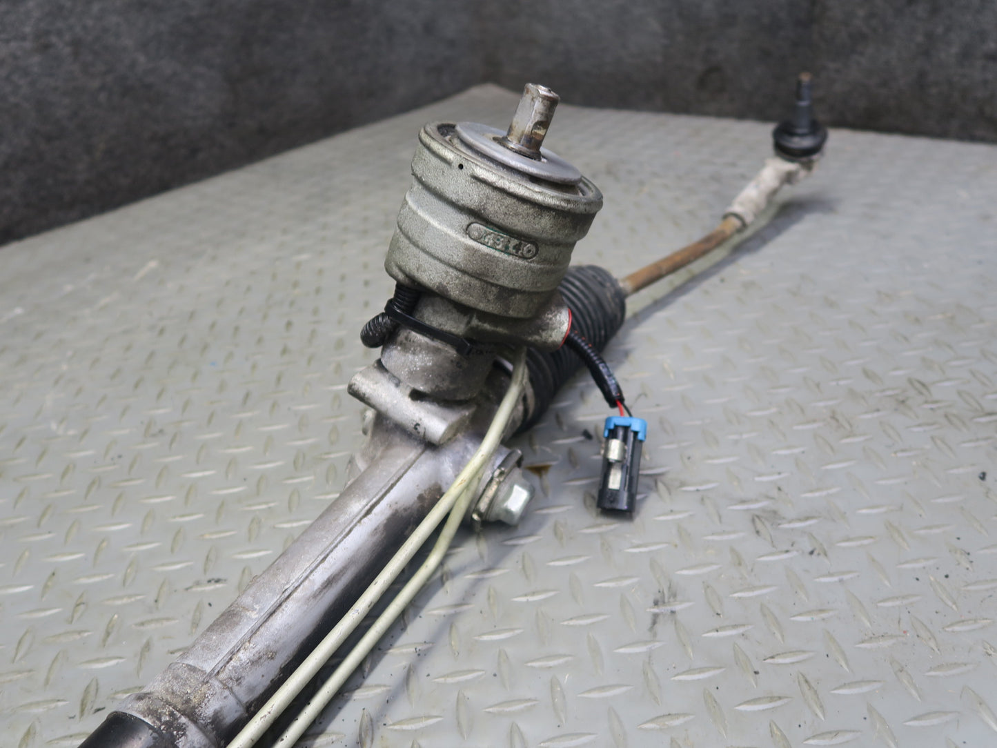 2004-2007 Cadillac XLR  Power Steering Rack & Pinion Gear 26085331