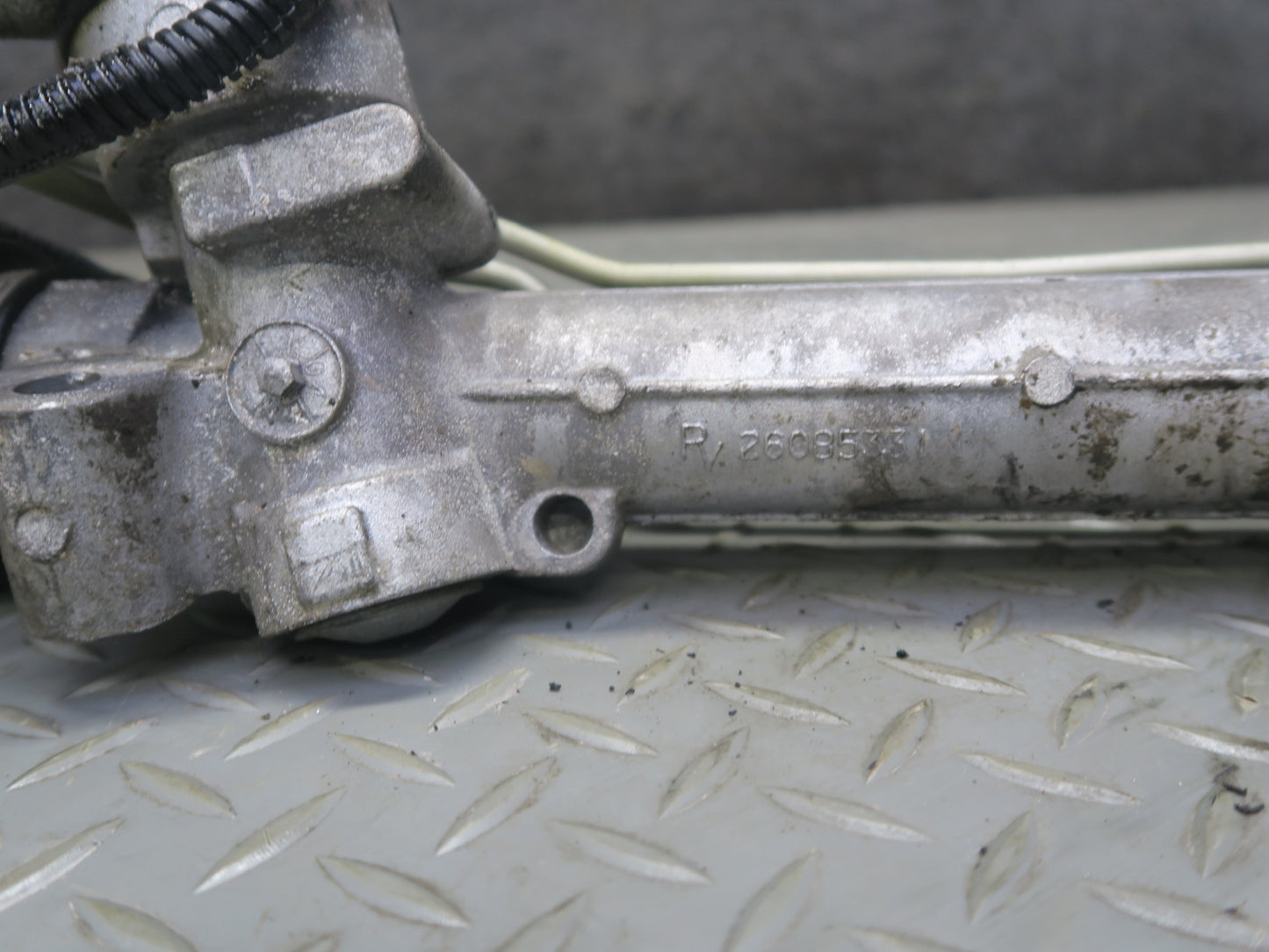 2004-2007 Cadillac XLR  Power Steering Rack & Pinion Gear 26085331