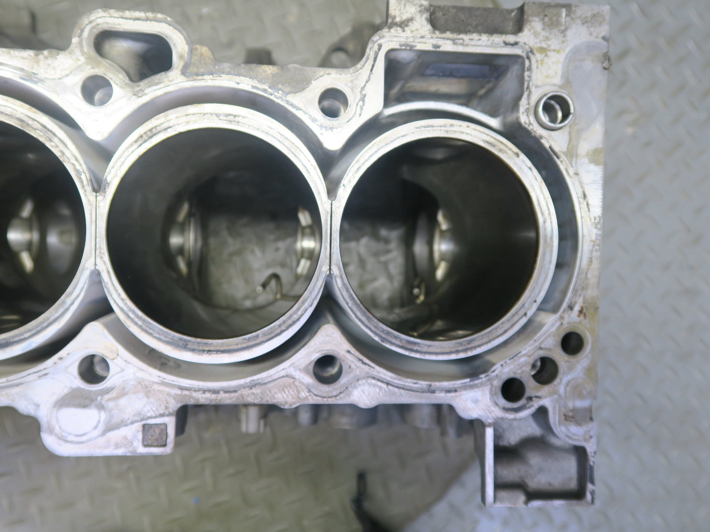 2014-2017 Infiniti QX60 2.5L Hybrid QR25DER Engine Motor Cylinder Block