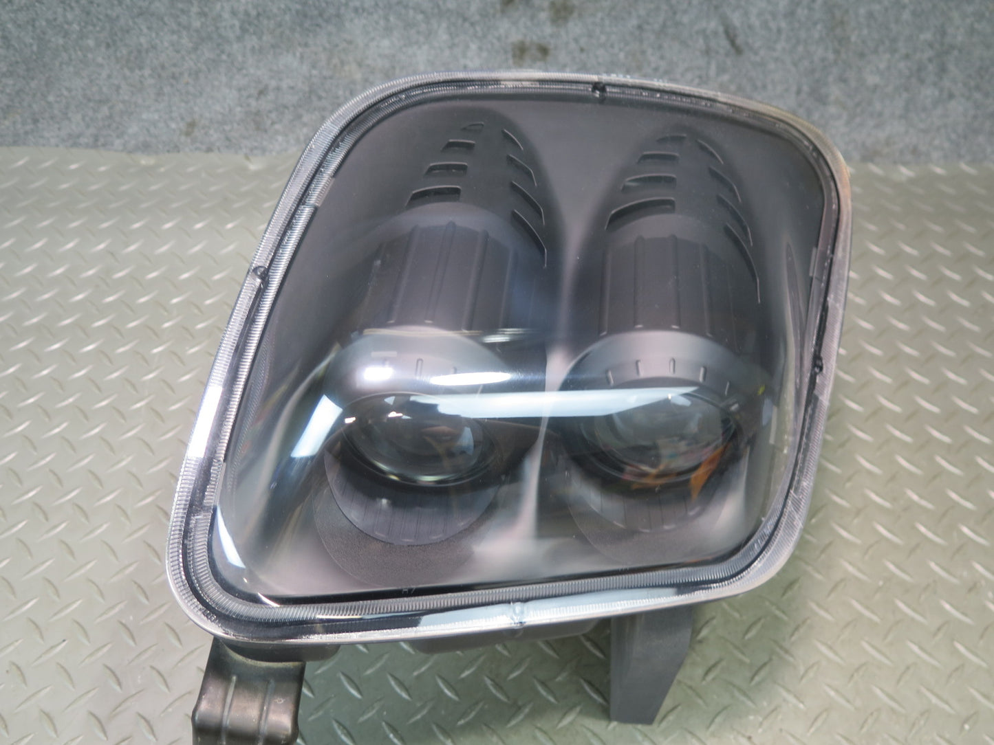 97-04 Chevrolet Corvette C5 Front Left Headlight Lamp Depo