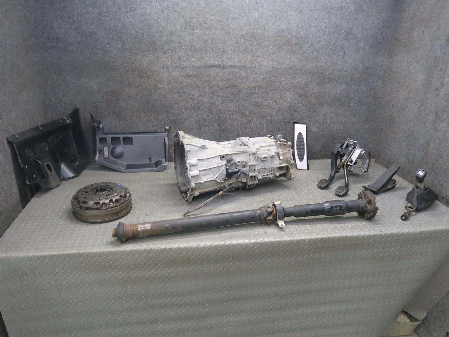 11-13 BMW E92 335IX AWD Manual Transmission Driveshaft Clutch Pedal Swap KIT Set