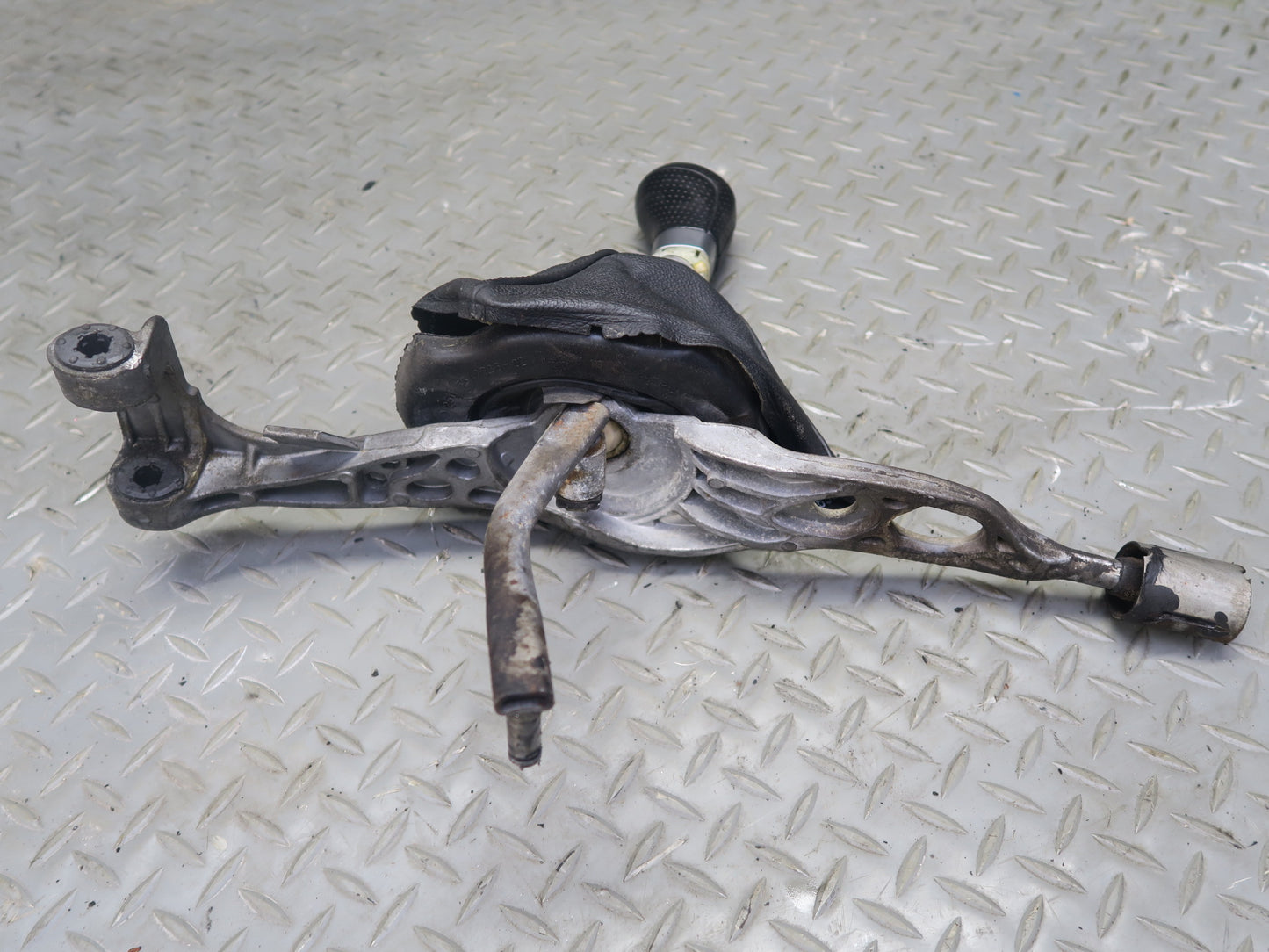 11-13 BMW E92 335IX AWD Manual Transmission Driveshaft Clutch Pedal Swap KIT Set