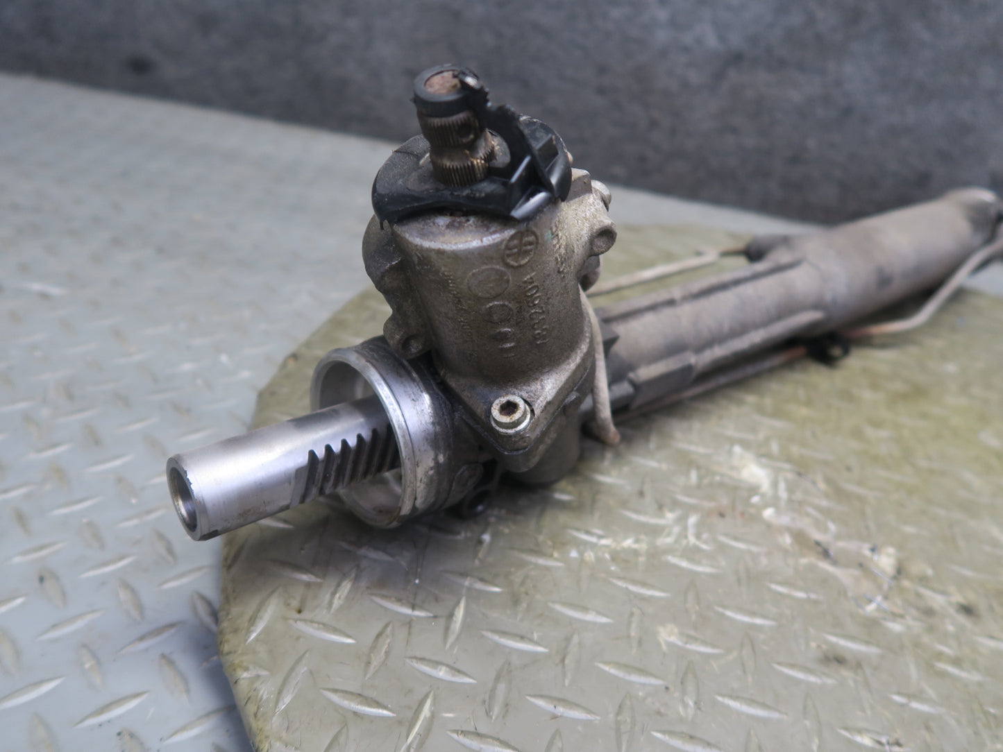 09-13 BMW E90 E92 E93 335i AWD Power Steering Rack & Pinion 6794934 OEM