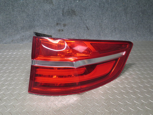 2013-2014 BMW E71 E72 X6 Rear Right Outer Tail Lid Light Lamp 7295004