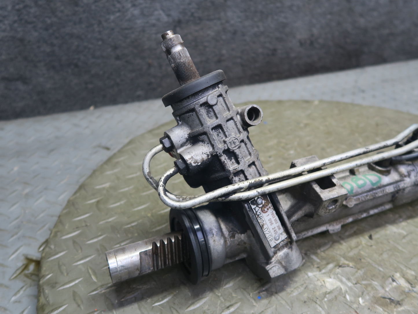 94-99 BMW E36 318i Hydraulic Power Steering Rack & Pinion OEM
