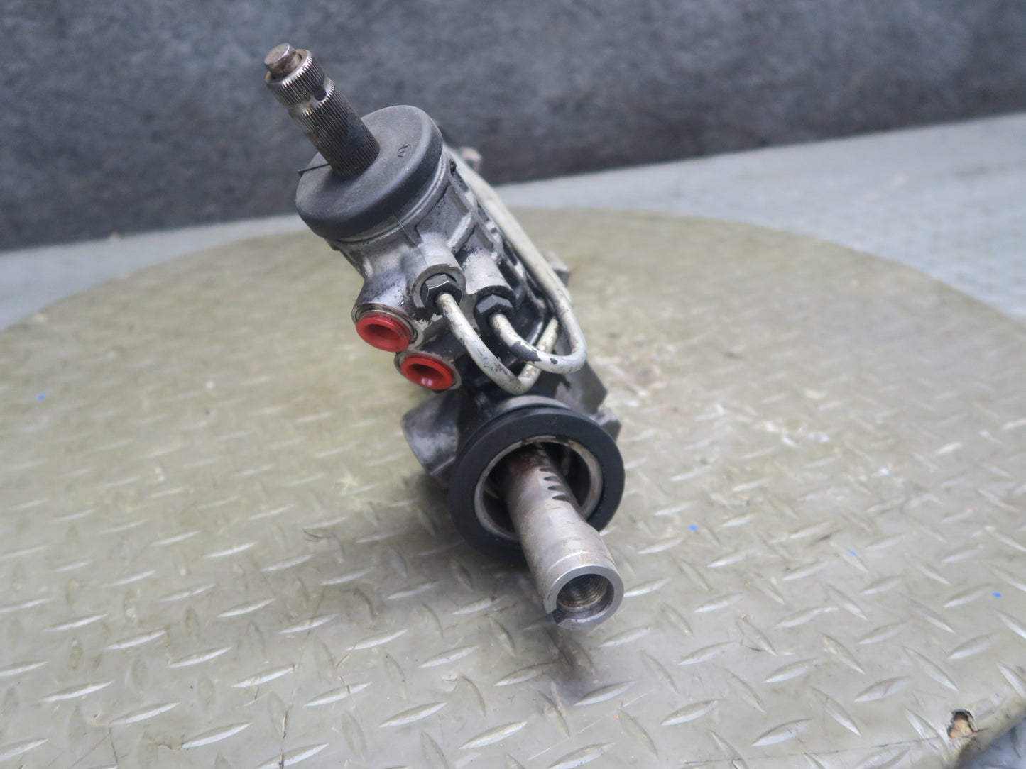 94-99 BMW E36 318i Hydraulic Power Steering Rack & Pinion OEM