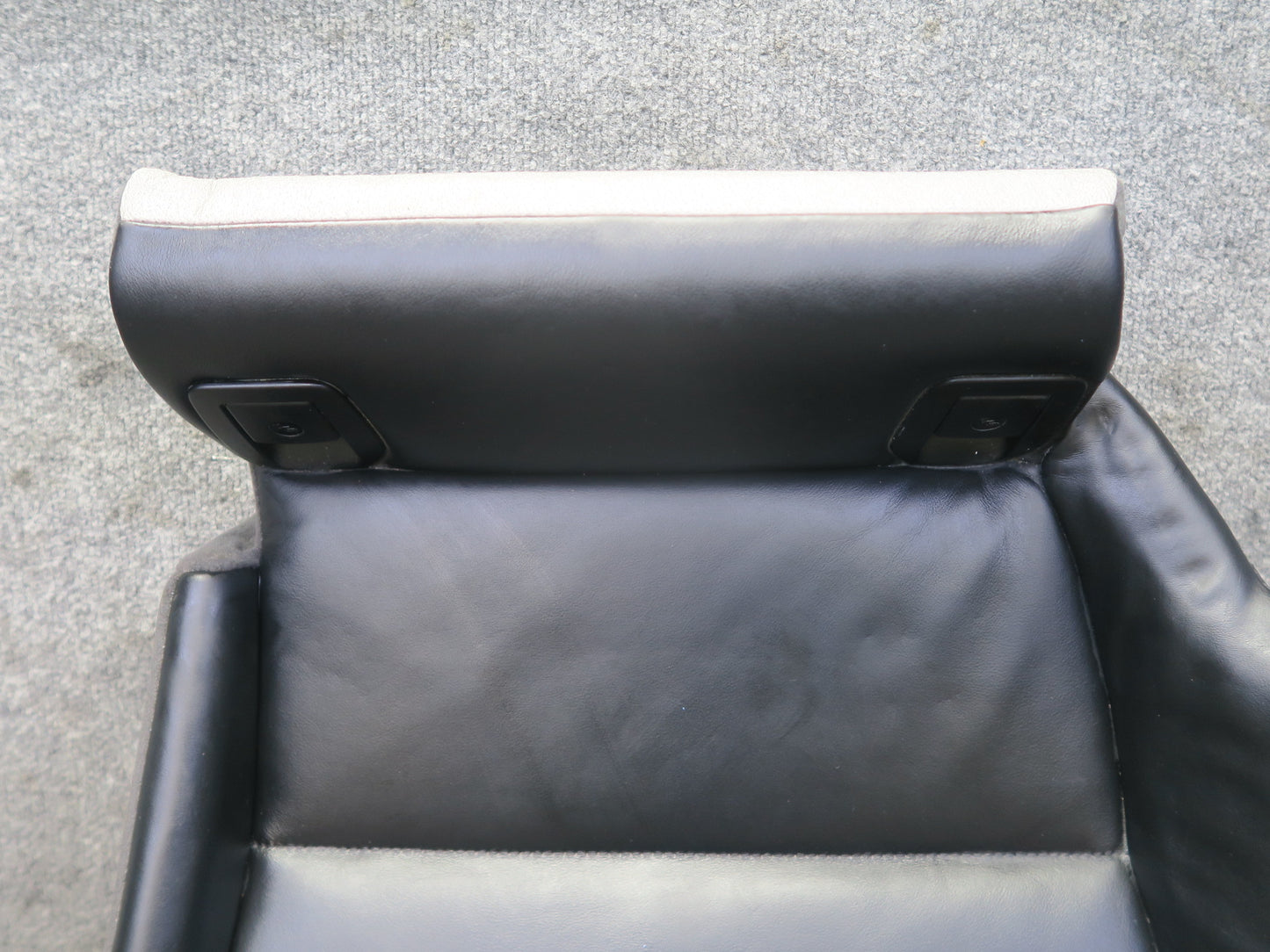 2008-2013 BMW E92 M3 Coupe Rear Left Seat Lower Leather Cushion Black