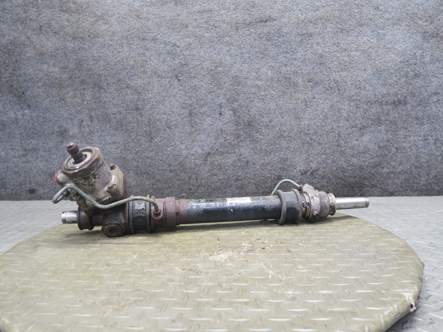84-86 Nissan Z31 300ZX 2+0 Turbo Power Steering Rack & Pinion OEM