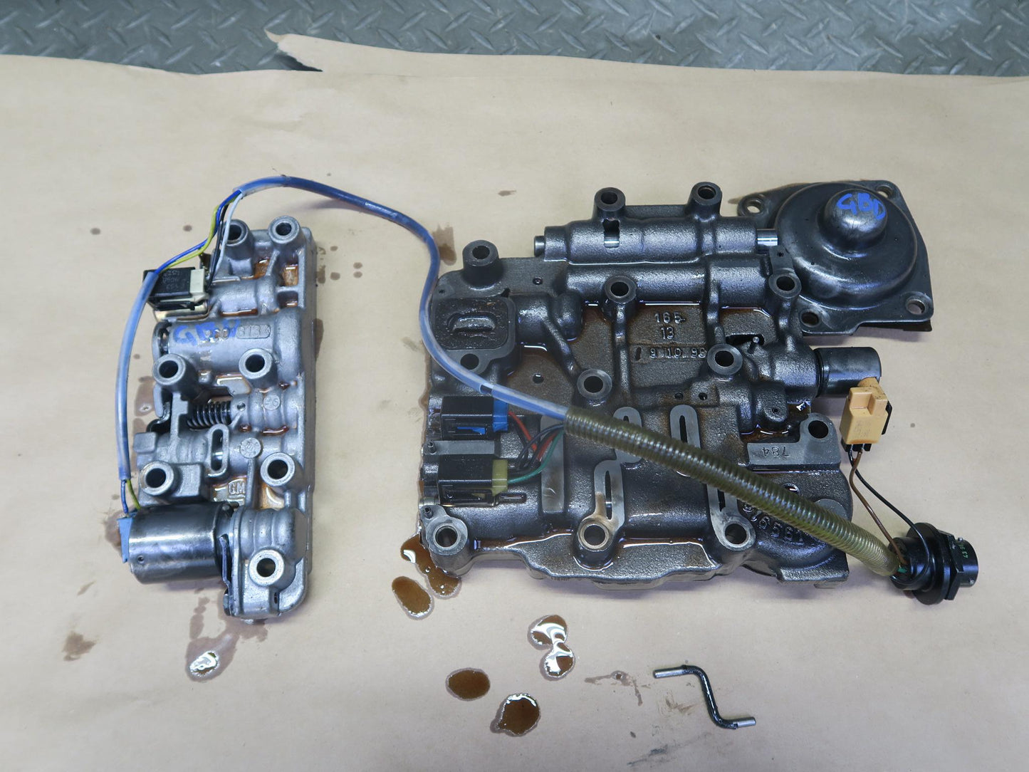 1997 BMW E36 318iC M44 A4S-310R Auto Transmission Valve Body Mechatronic OEM