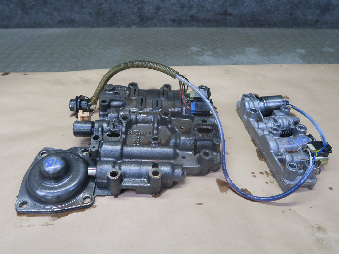 1997 BMW E36 318iC M44 A4S-310R Auto Transmission Valve Body Mechatronic OEM