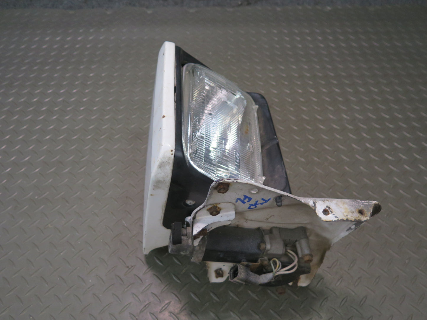 86-87 Toyota Supra MK3 Front Left Headlight POP UP Lamp w Cover & Motor OEM