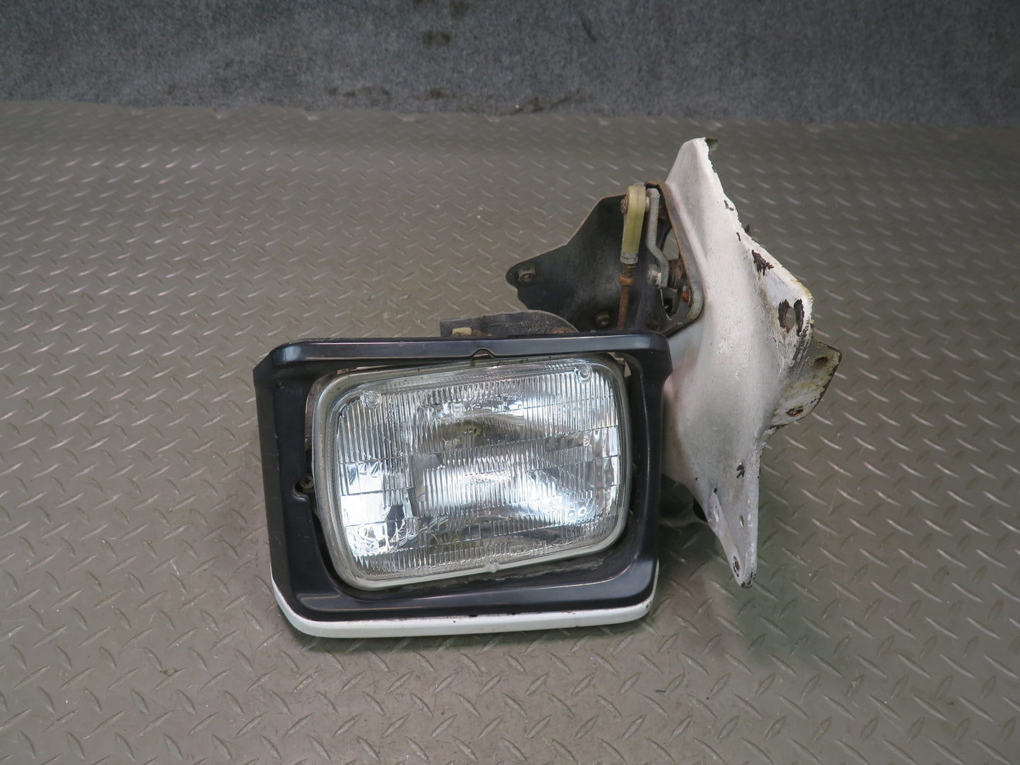 86-87 Toyota Supra MK3 Front Left Headlight POP UP Lamp w Cover & Motor OEM