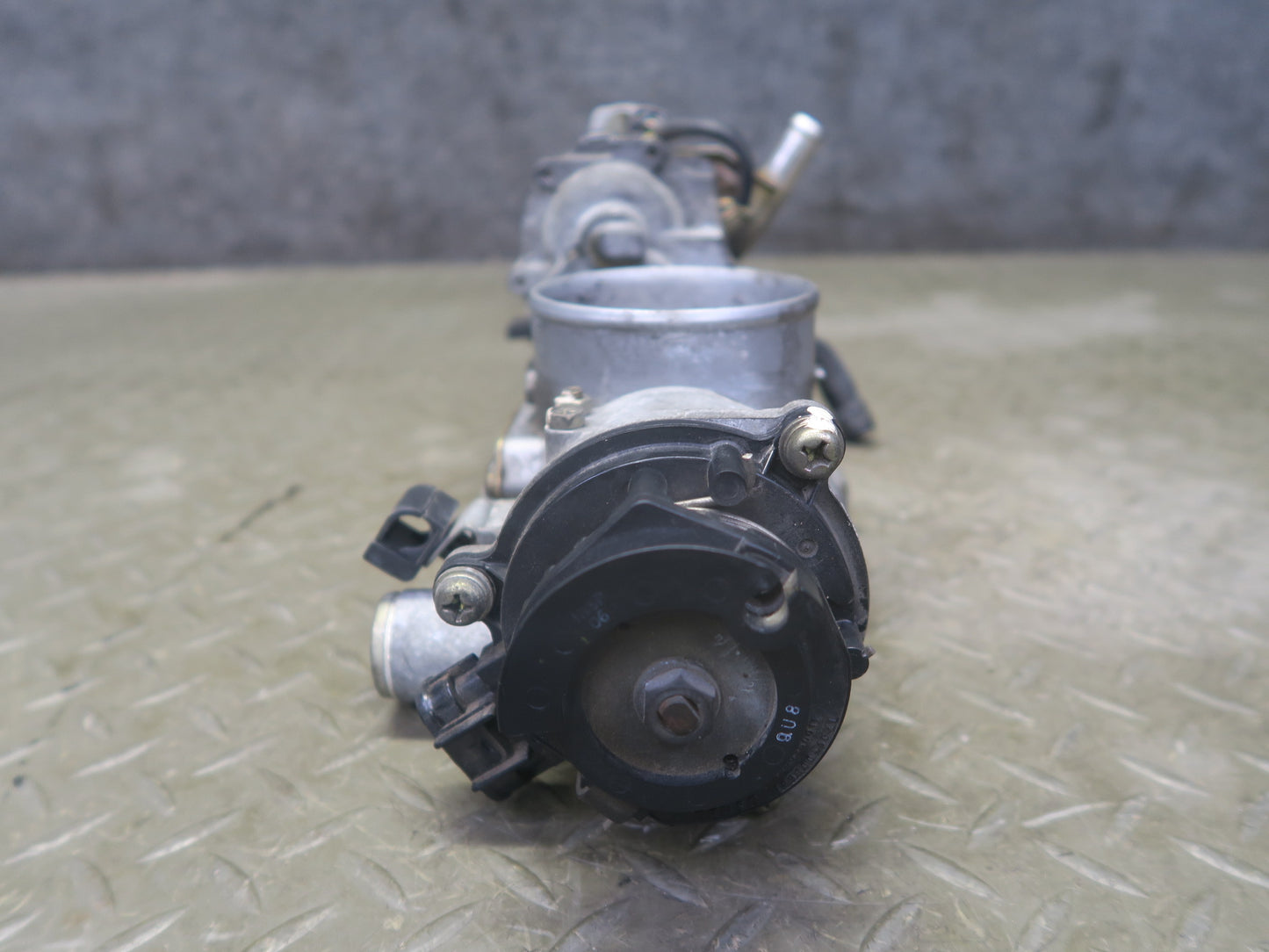 98-00 Lexus LS400 UCF20L 1UZFE 4.0L Engine Motor Throttle Body w Sensor OEM