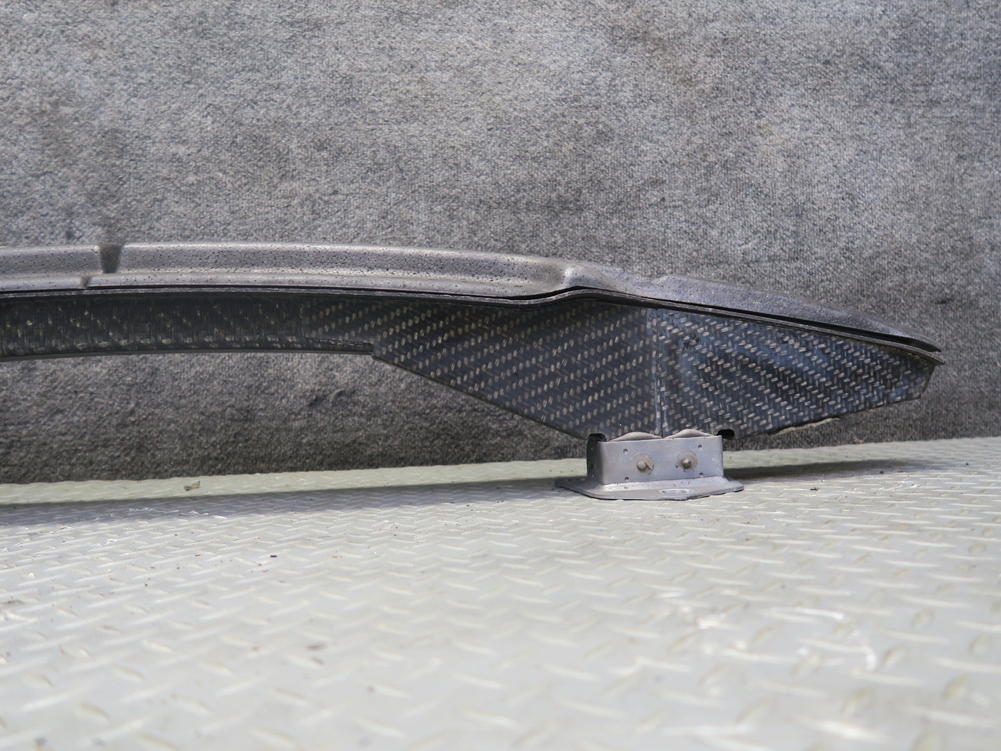 2008-2013 BMW E92 M3 Rear Bumper Impact Reinforcement Rebar Carbon