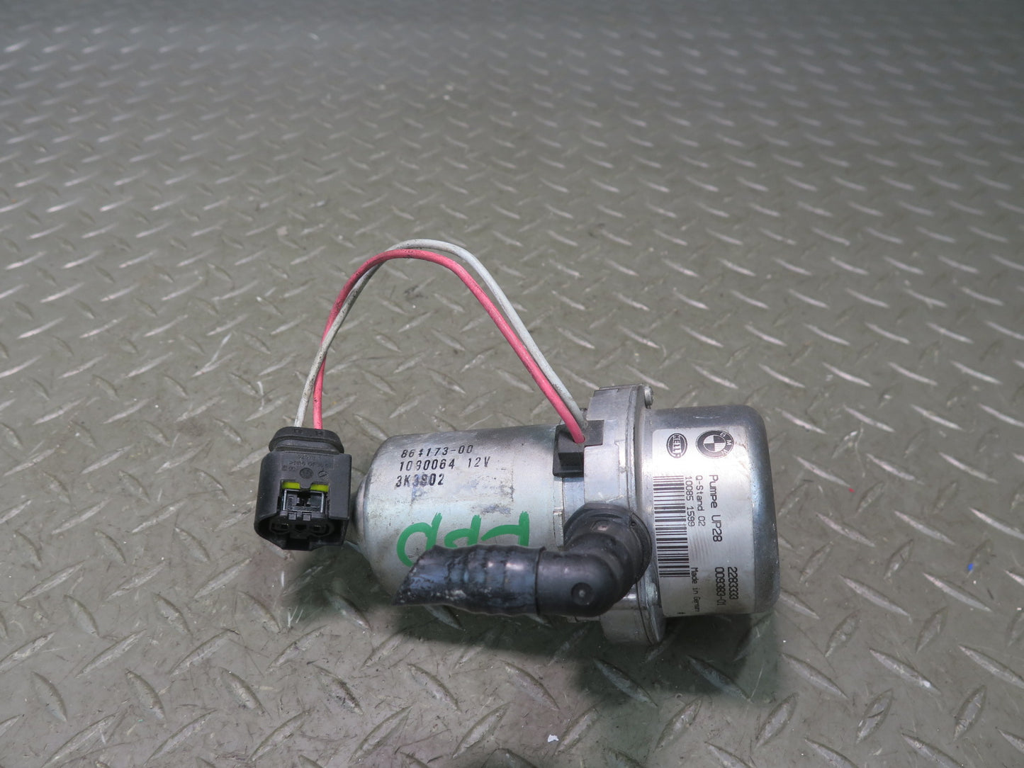 2008-2013 BMW E90 E92 E93 M3 Brake Booster Vacuum Pump 2283333