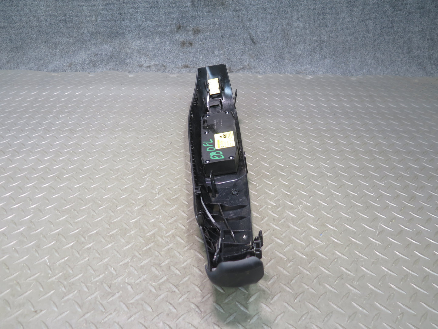 2008-2013 BMW E92 M3 Coupe Front Left Driver Side Seat Adjusting Switch W/ Trim