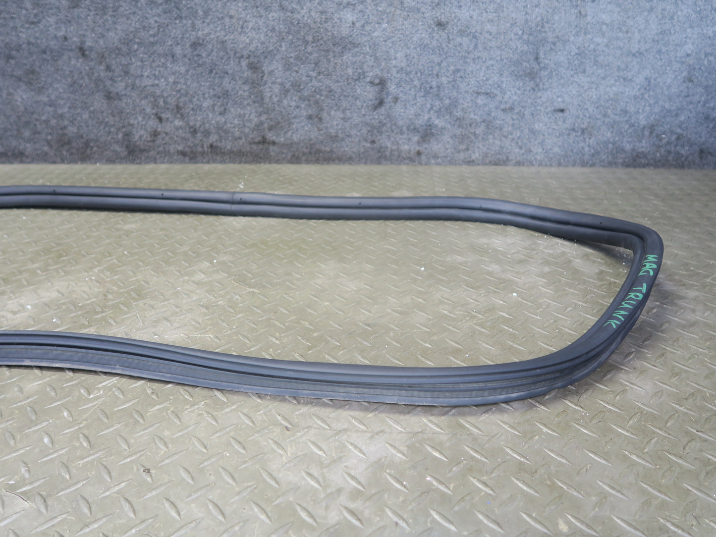 2008-2019 Maserati Granturismo M145 Reartrunk Weatherstrip Rubber Seal Gasket