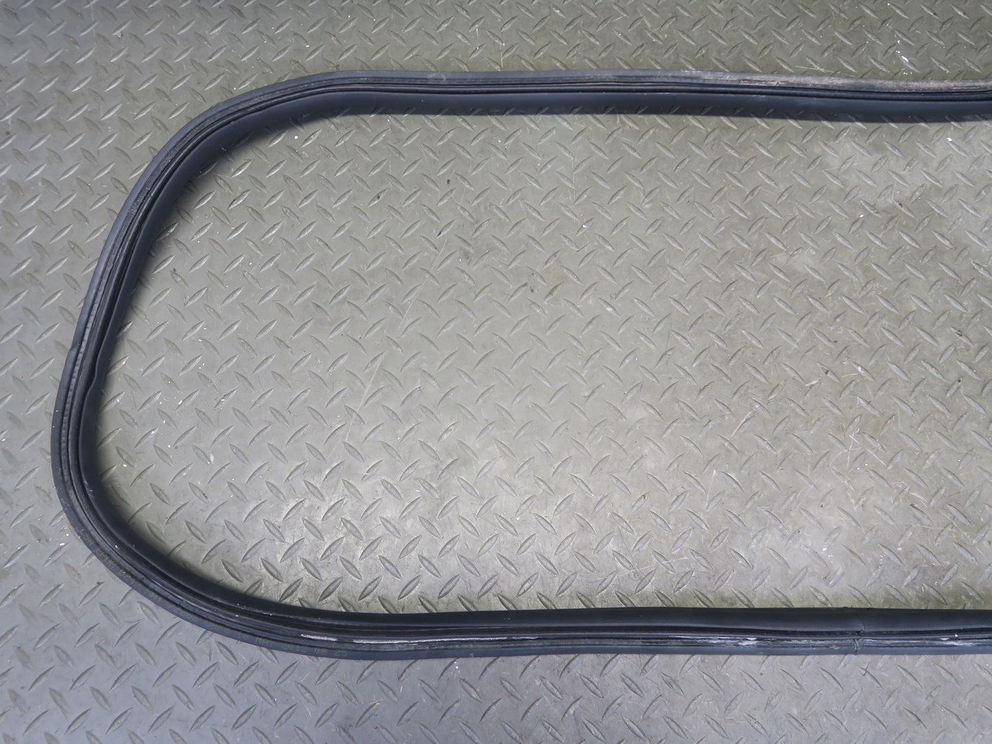 2008-2019 Maserati Granturismo M145 Reartrunk Weatherstrip Rubber Seal Gasket