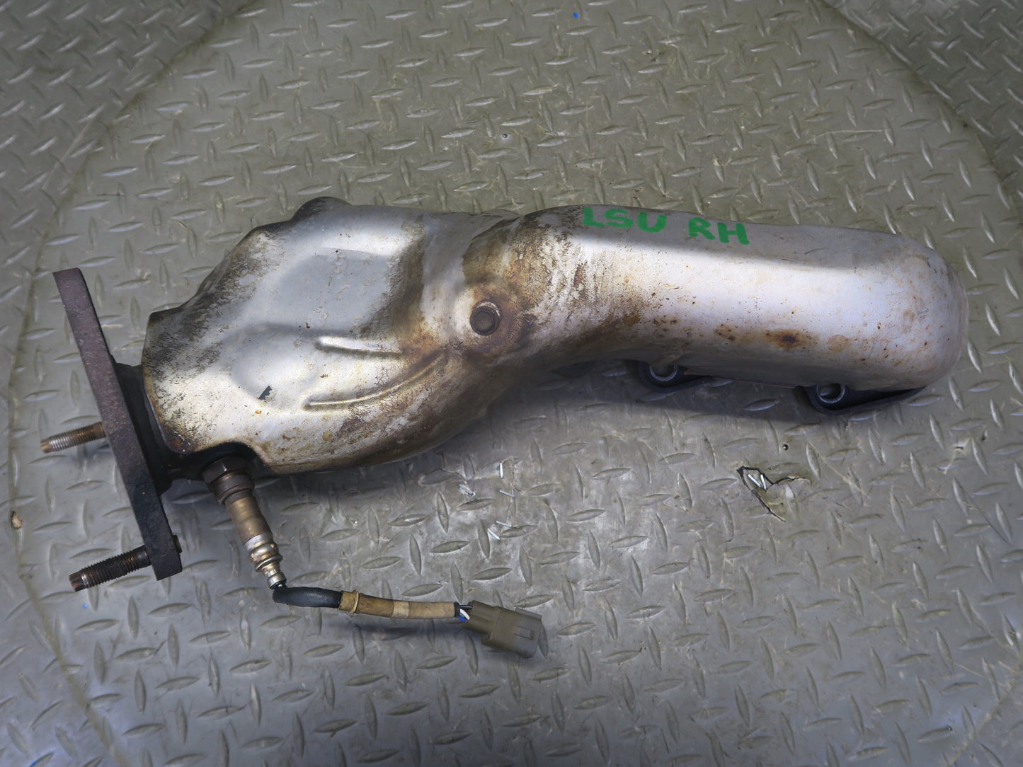 98-00 Lexus UCF20L LS400 1UZFE Right Exhaust Manifold w O2 Oxygen Sensor OEM