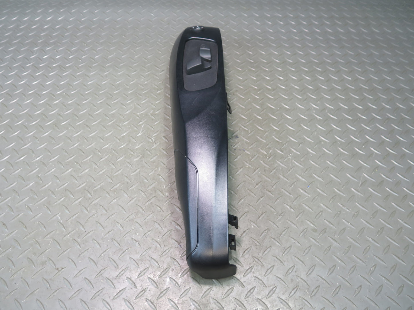 2008-2013 BMW E92 M3 Coupe Front Right Pass Side Seat Adjusting Switch W/ Trim