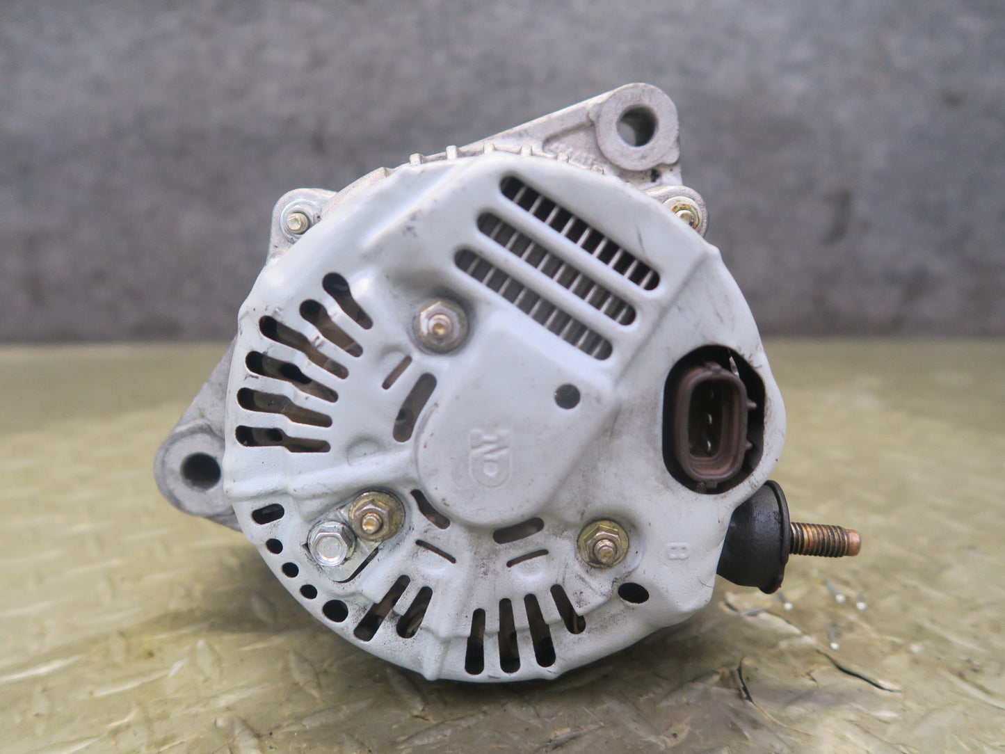 98-00 Lexus LS400 UCF20L 1UZFE Engine Generator Alternator OEM