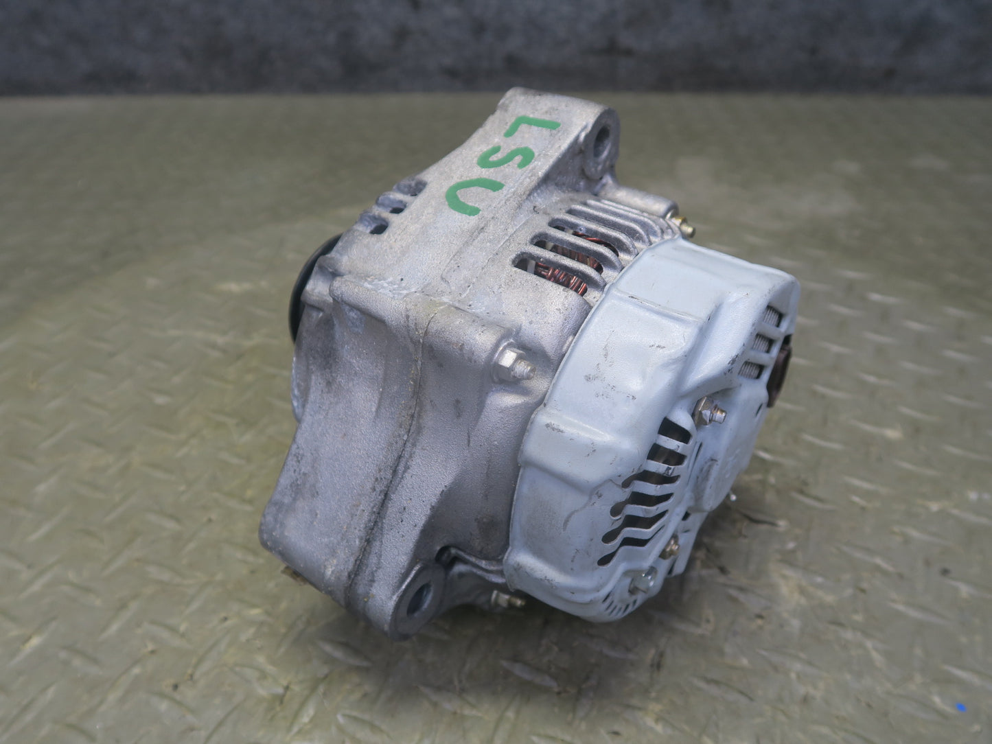 98-00 Lexus LS400 UCF20L 1UZFE Engine Generator Alternator OEM