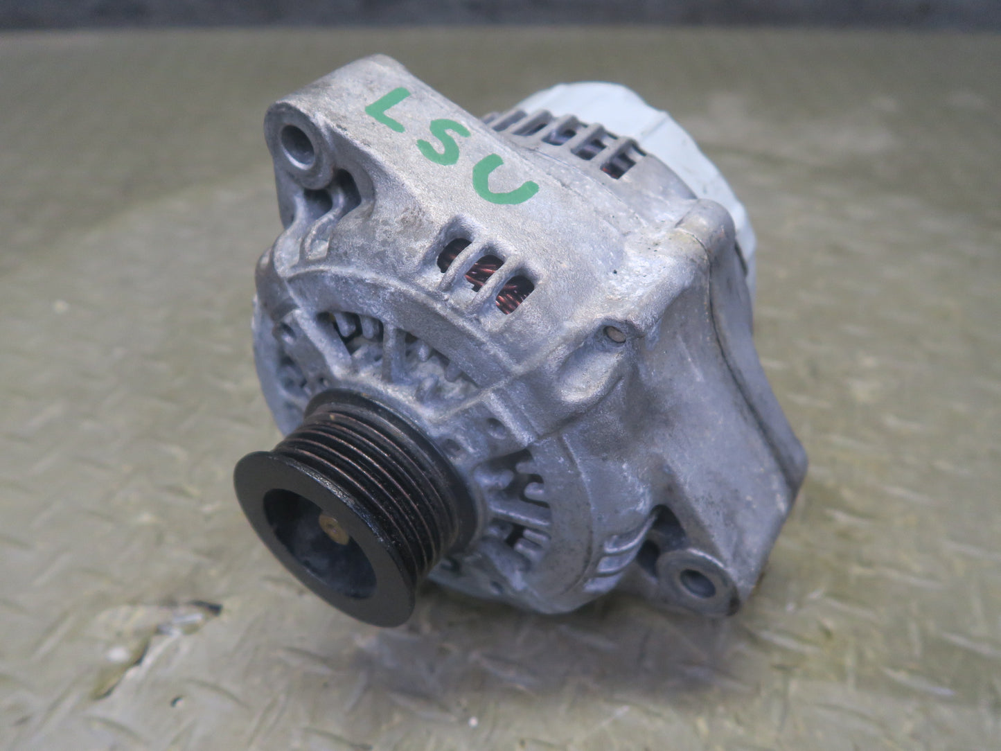 98-00 Lexus LS400 UCF20L 1UZFE Engine Generator Alternator OEM