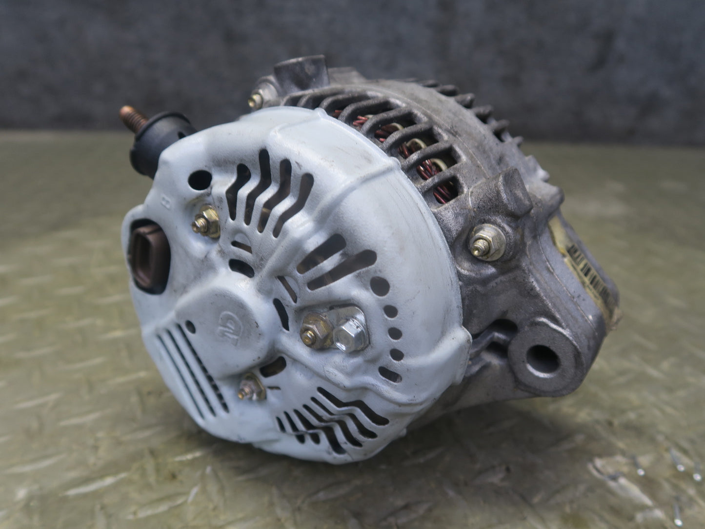 98-00 Lexus LS400 UCF20L 1UZFE Engine Generator Alternator OEM