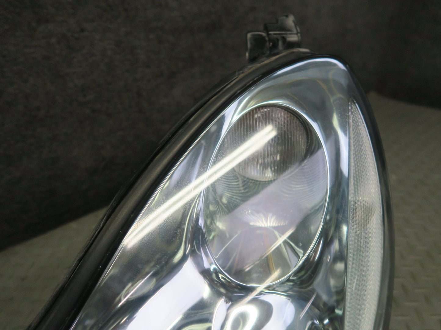 02-05 Lexus UZZ40L SC430 Left Driver Side Halogen Headlight Lamp Assembly OEM