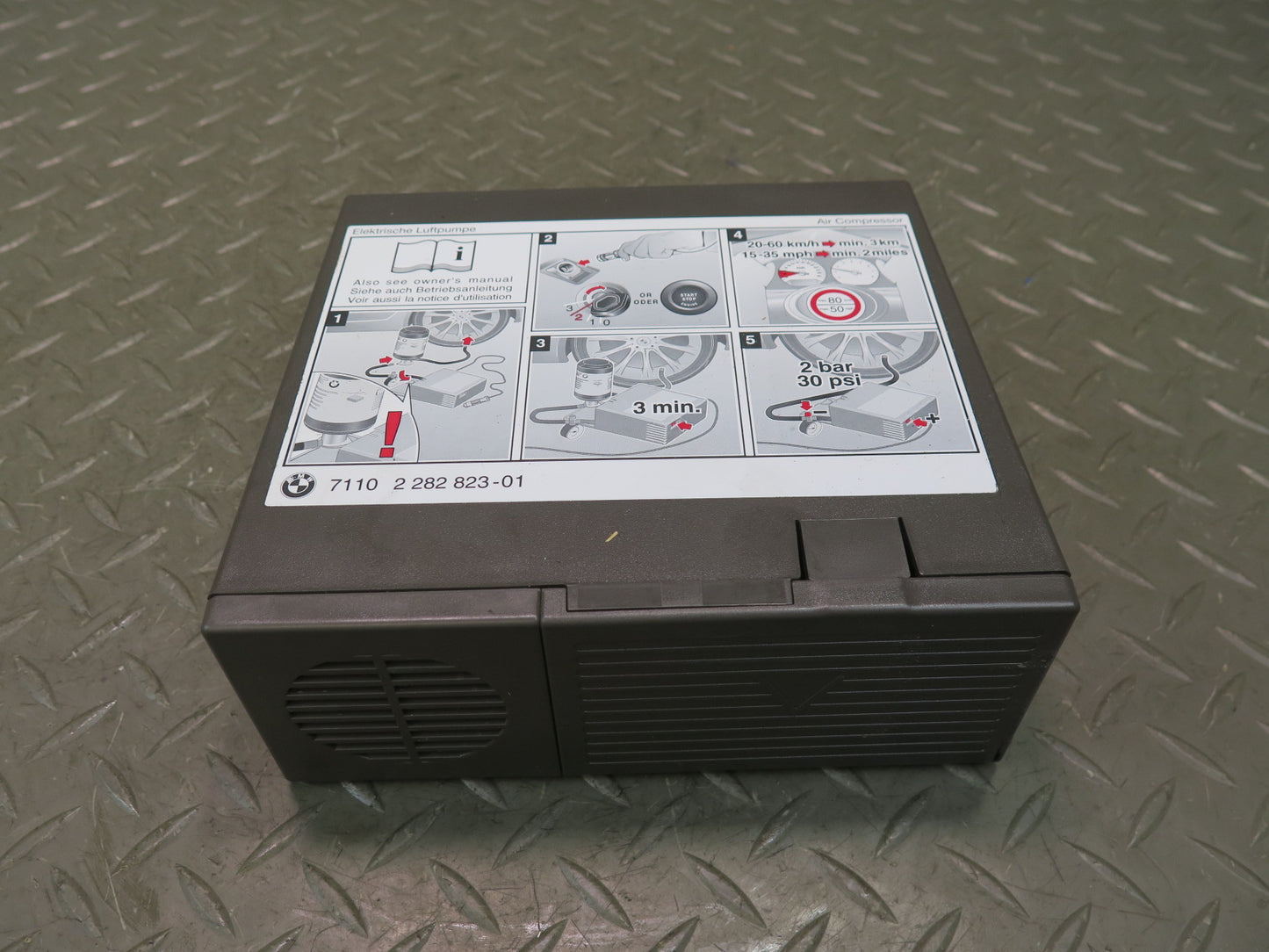 2008-2013 BMW E90 E92 E93 M3 Mobility System Tyre Air Compressor