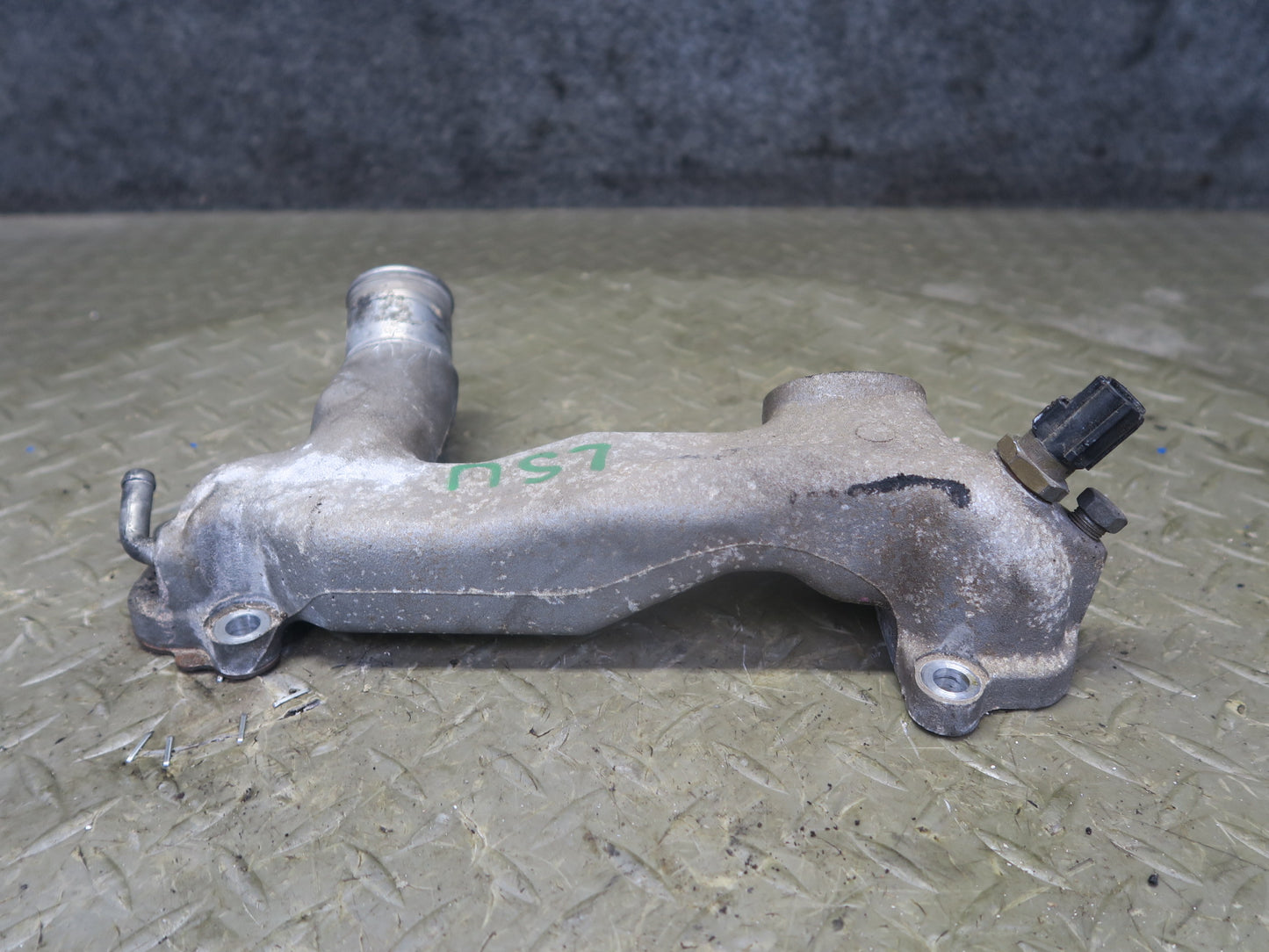 98-00 Lexus UCF20 LS400 1UZFE Set of 2 Engine Coolant Water Bypass Line Tube OEM