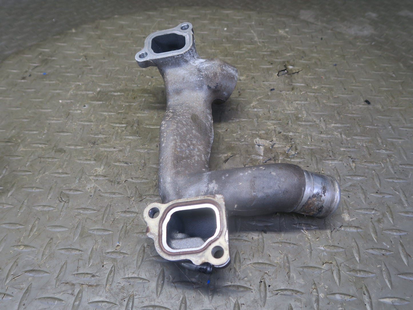 98-00 Lexus UCF20 LS400 1UZFE Set of 2 Engine Coolant Water Bypass Line Tube OEM