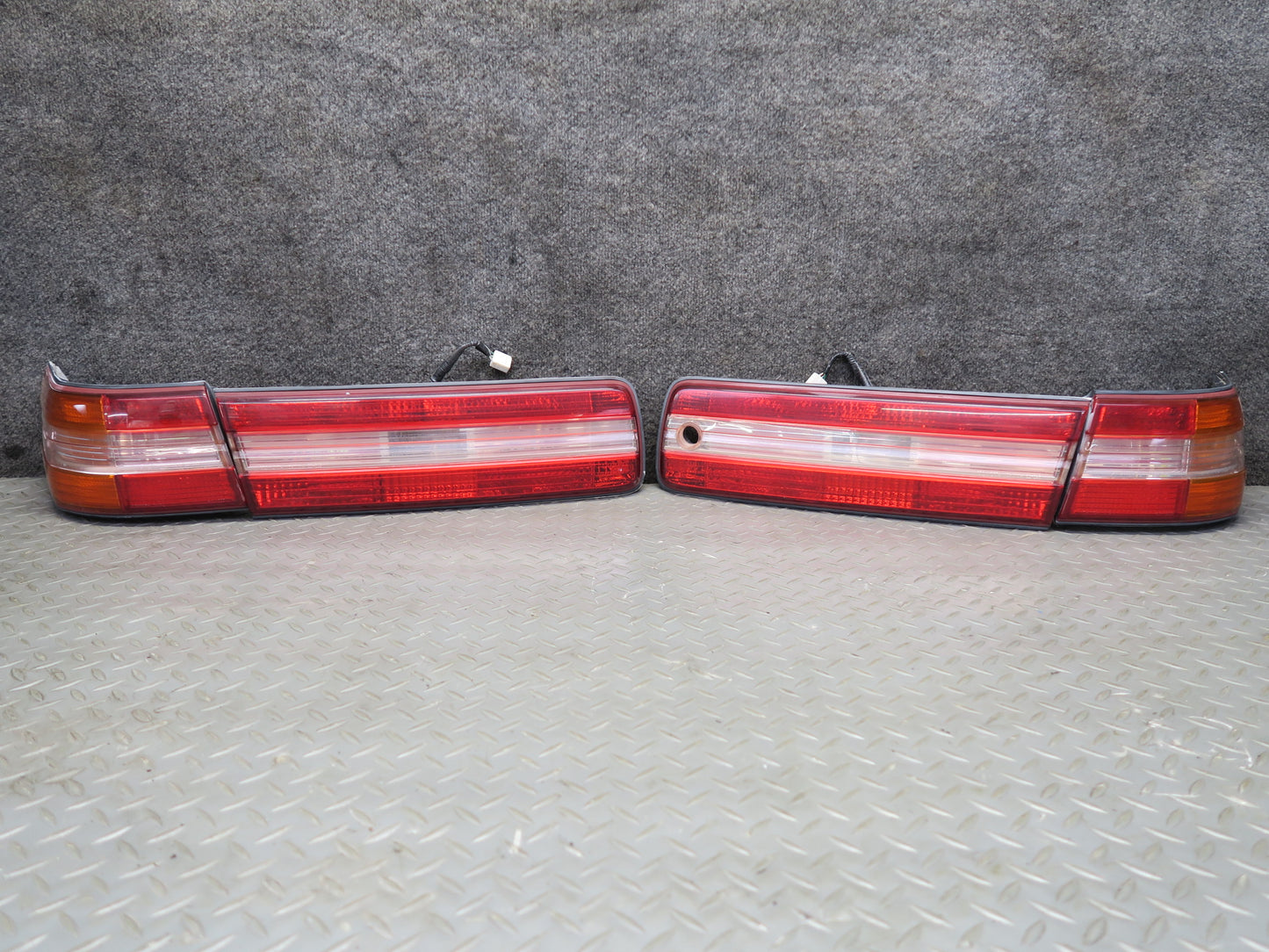 96-98 Toyota MARK2 JZX100 Tourer Set of 4 Rear Inner & Outer Tail Light Lamp OEM