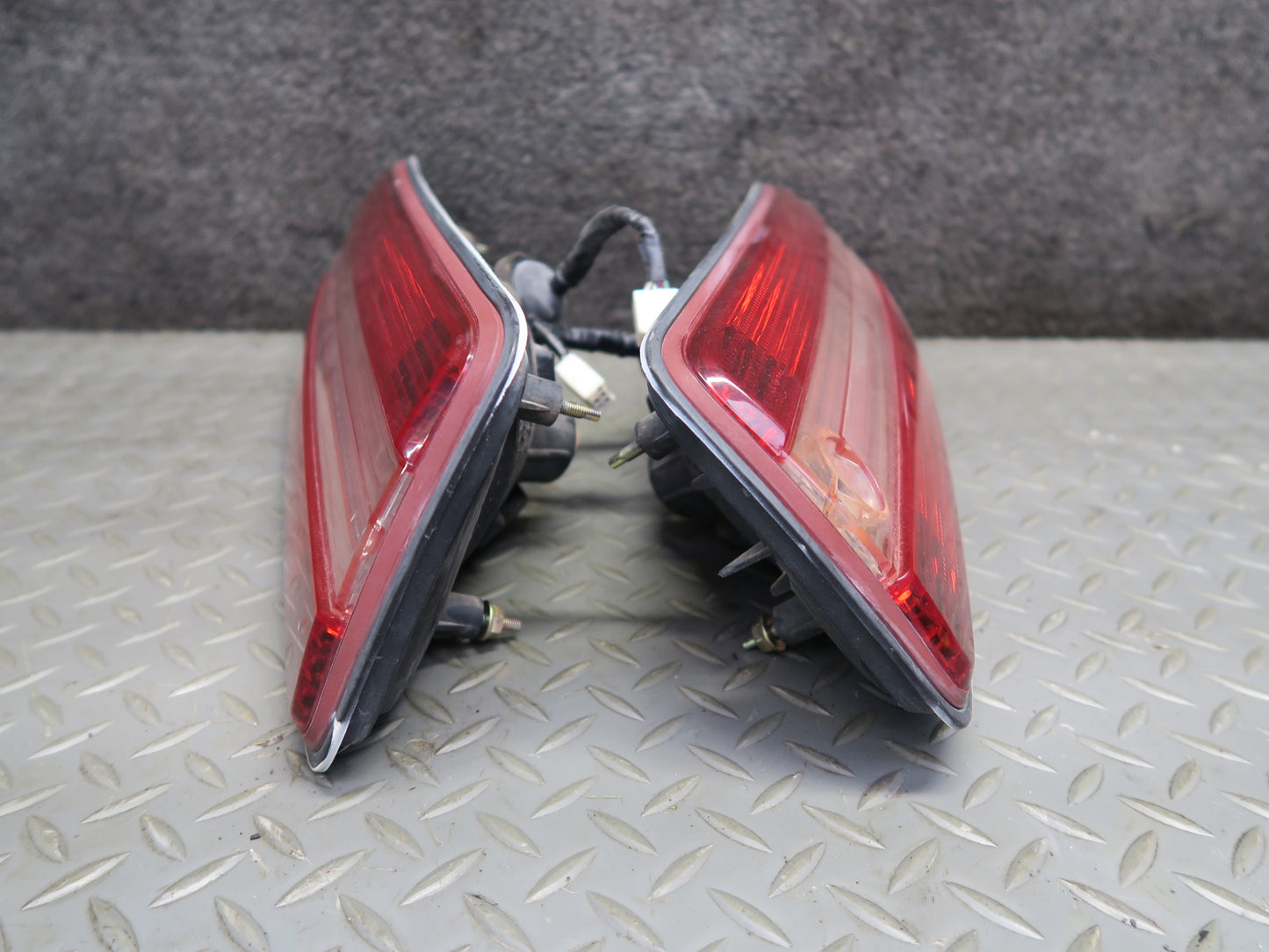 96-98 Toyota MARK2 JZX100 Tourer Set of 4 Rear Inner & Outer Tail Light Lamp OEM