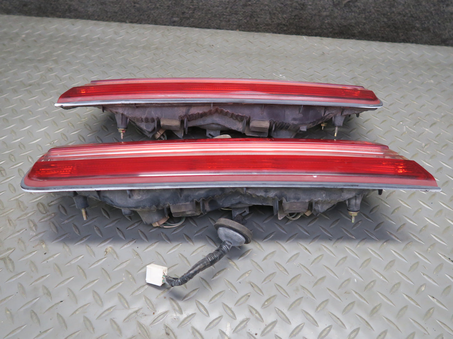 96-98 Toyota MARK2 JZX100 Tourer Set of 4 Rear Inner & Outer Tail Light Lamp OEM