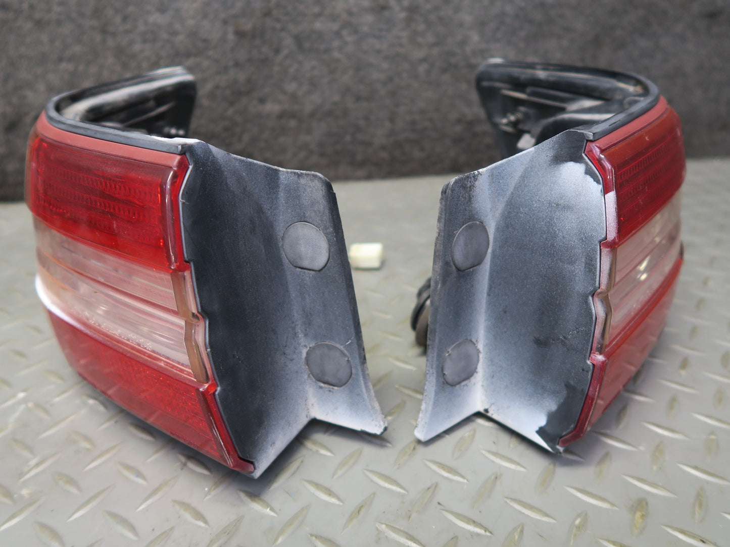 96-98 Toyota MARK2 JZX100 Tourer Set of 4 Rear Inner & Outer Tail Light Lamp OEM