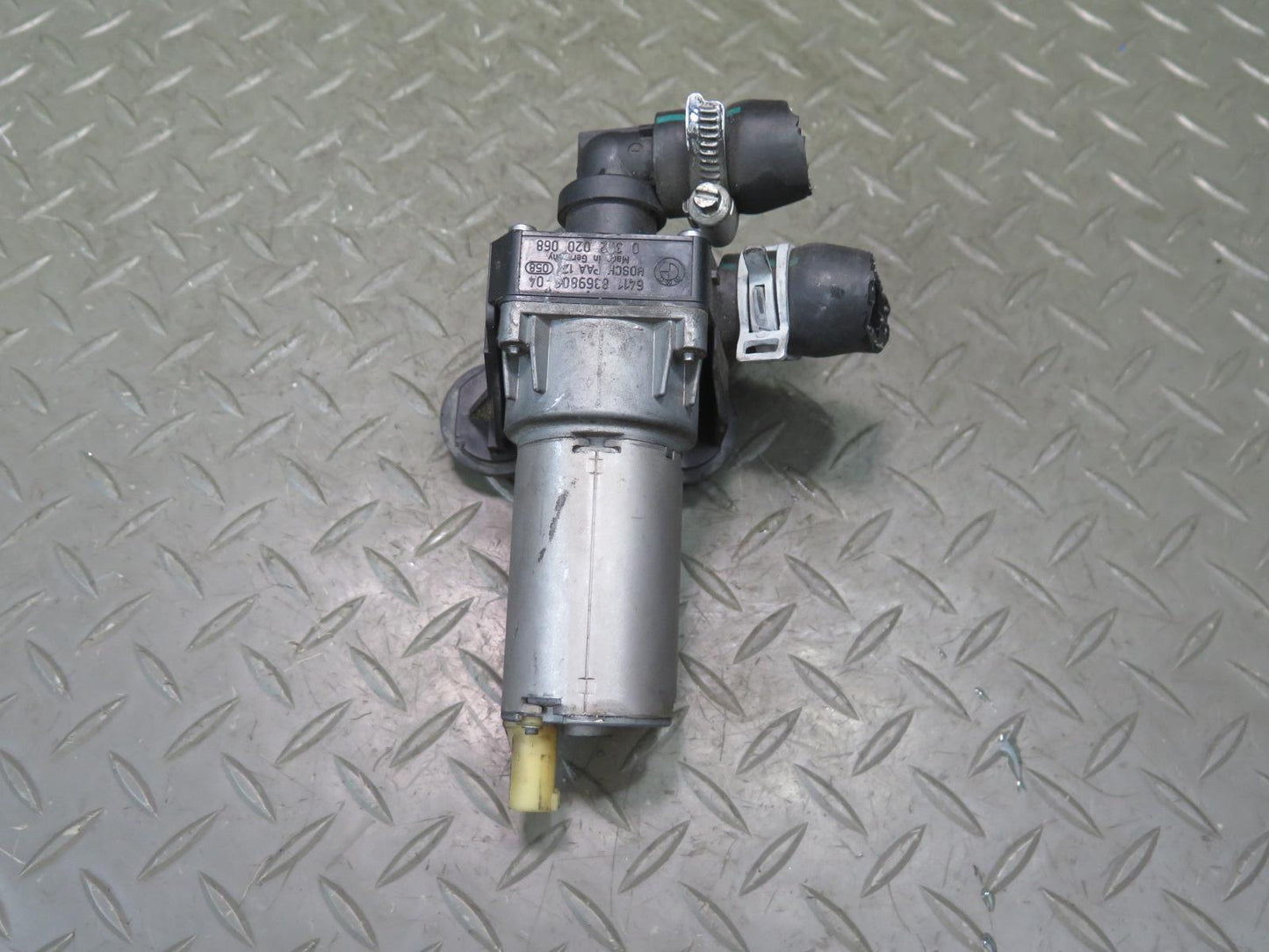 2008-2013 BMW E90 E92 E93 M3 Auxiliary AUX Additional Water Pump