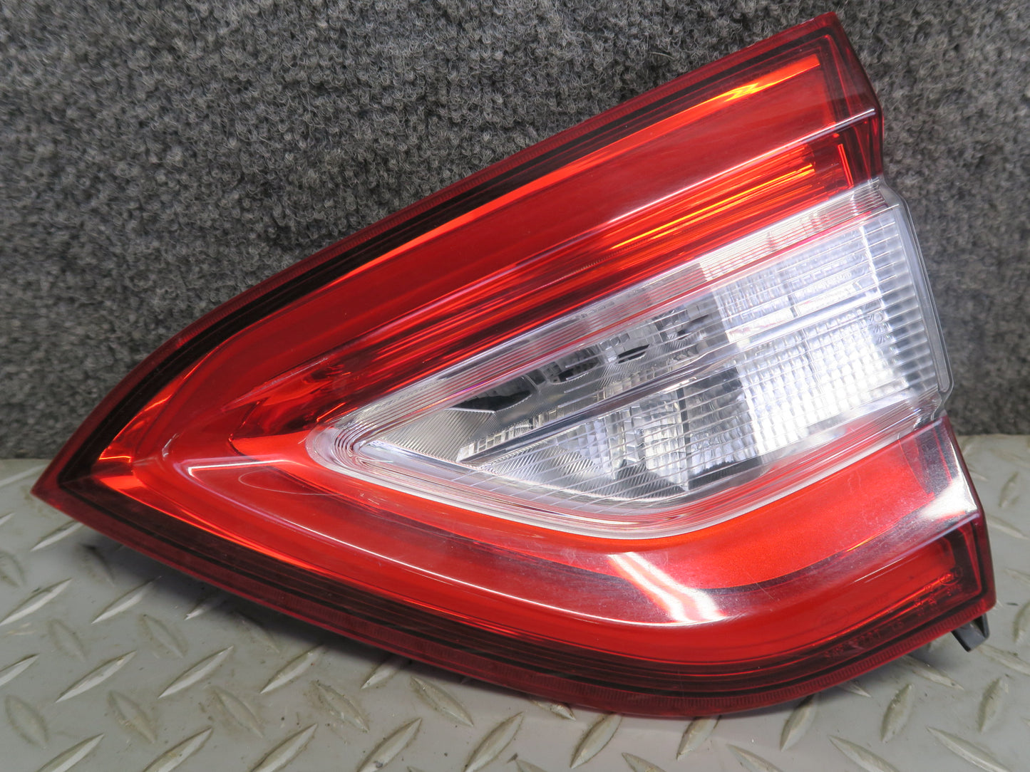 2017-2020 Maserati Levante M161 Rear Left Right Outer Inner Tail Light Lamp Set