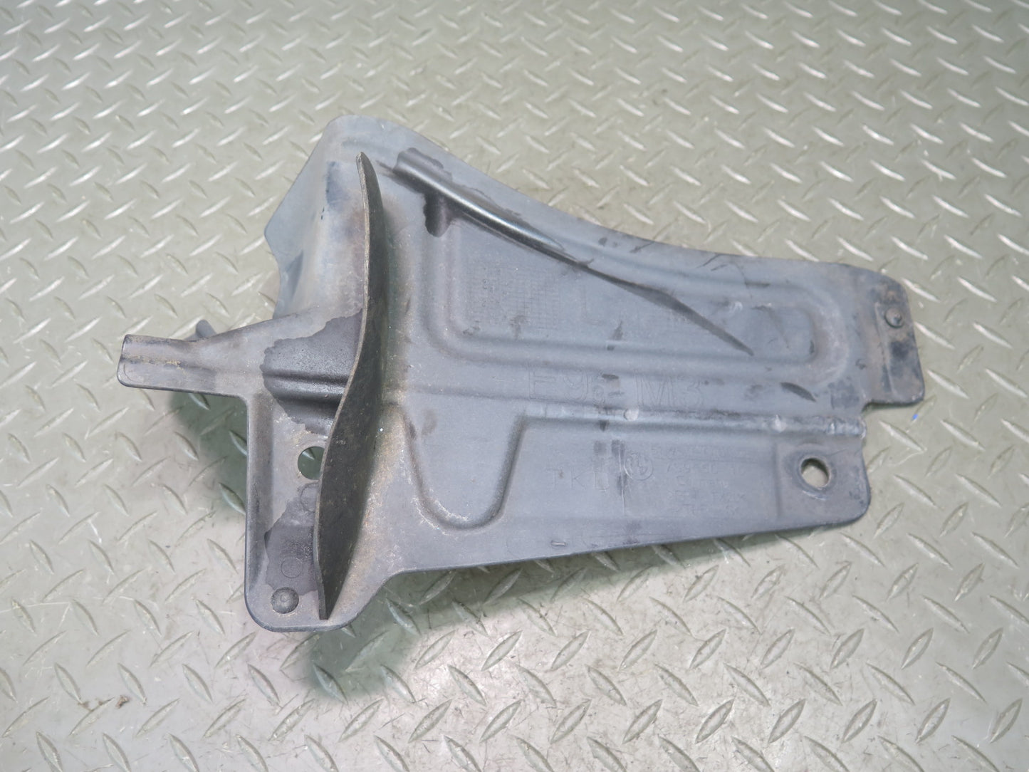 2008-2013 BMW E92 E93 M3 Rear Left Right Underbody Panel Splash Shield Guard Set