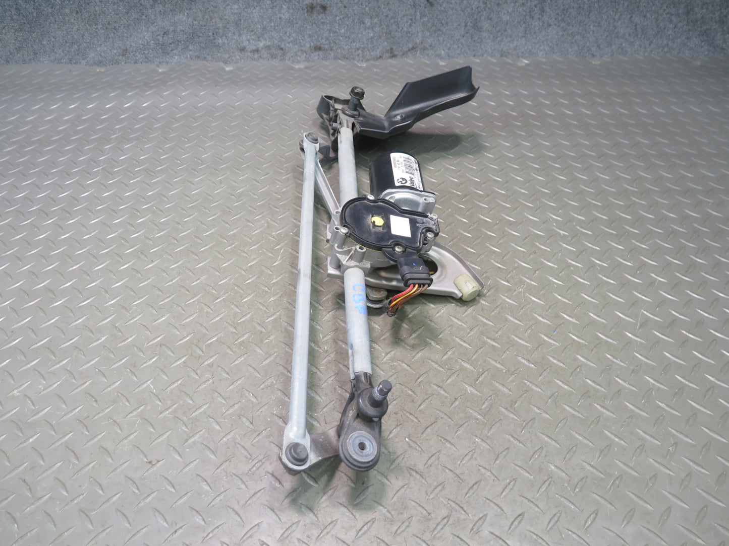 14-16 BMW F32 F33 435I Windshield Wiper Transmission Linkage w Motor OEM