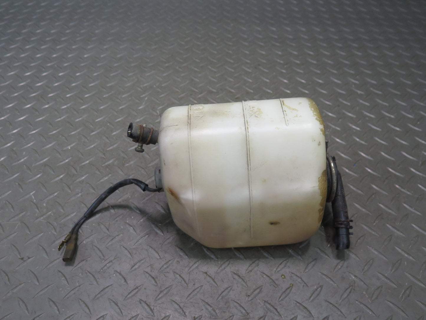 81-83 Datsun Nissan 280ZX S130 Turbo Engine Coolant Expansion Reservoir Tank OEM