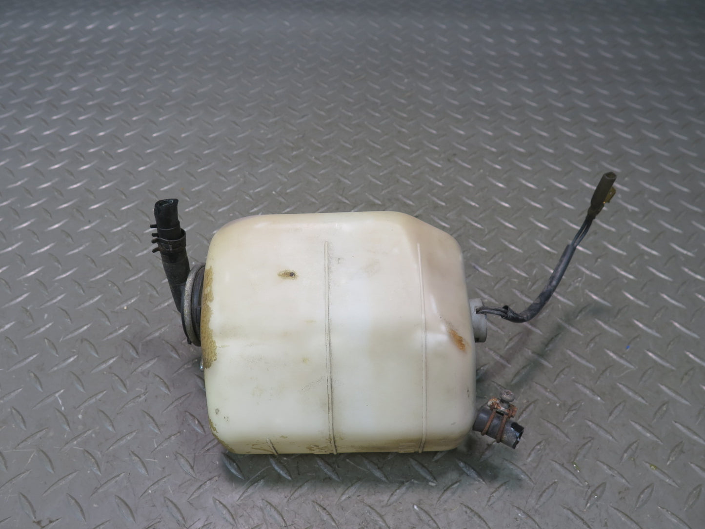 81-83 Datsun Nissan 280ZX S130 Turbo Engine Coolant Expansion Reservoir Tank OEM
