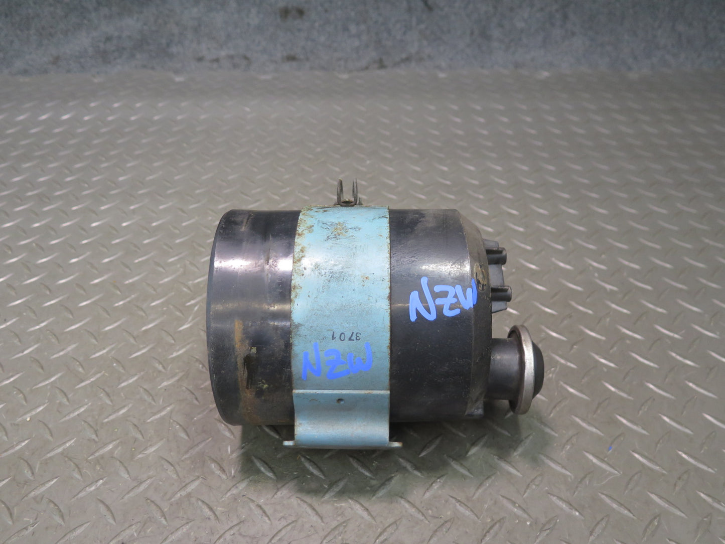82-83 Datsun Nissan S130 280ZX Turbo Fuel Evap Vapor Canister 14950-P9000 OEM