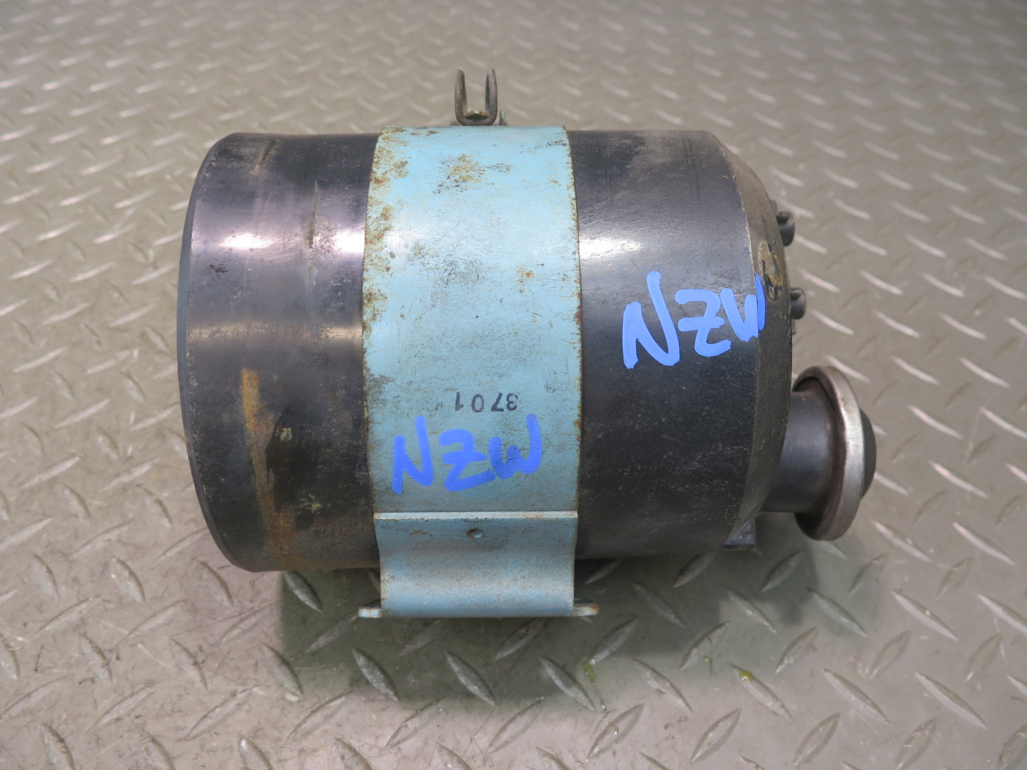 82-83 Datsun Nissan S130 280ZX Turbo Fuel Evap Vapor Canister 14950-P9000 OEM