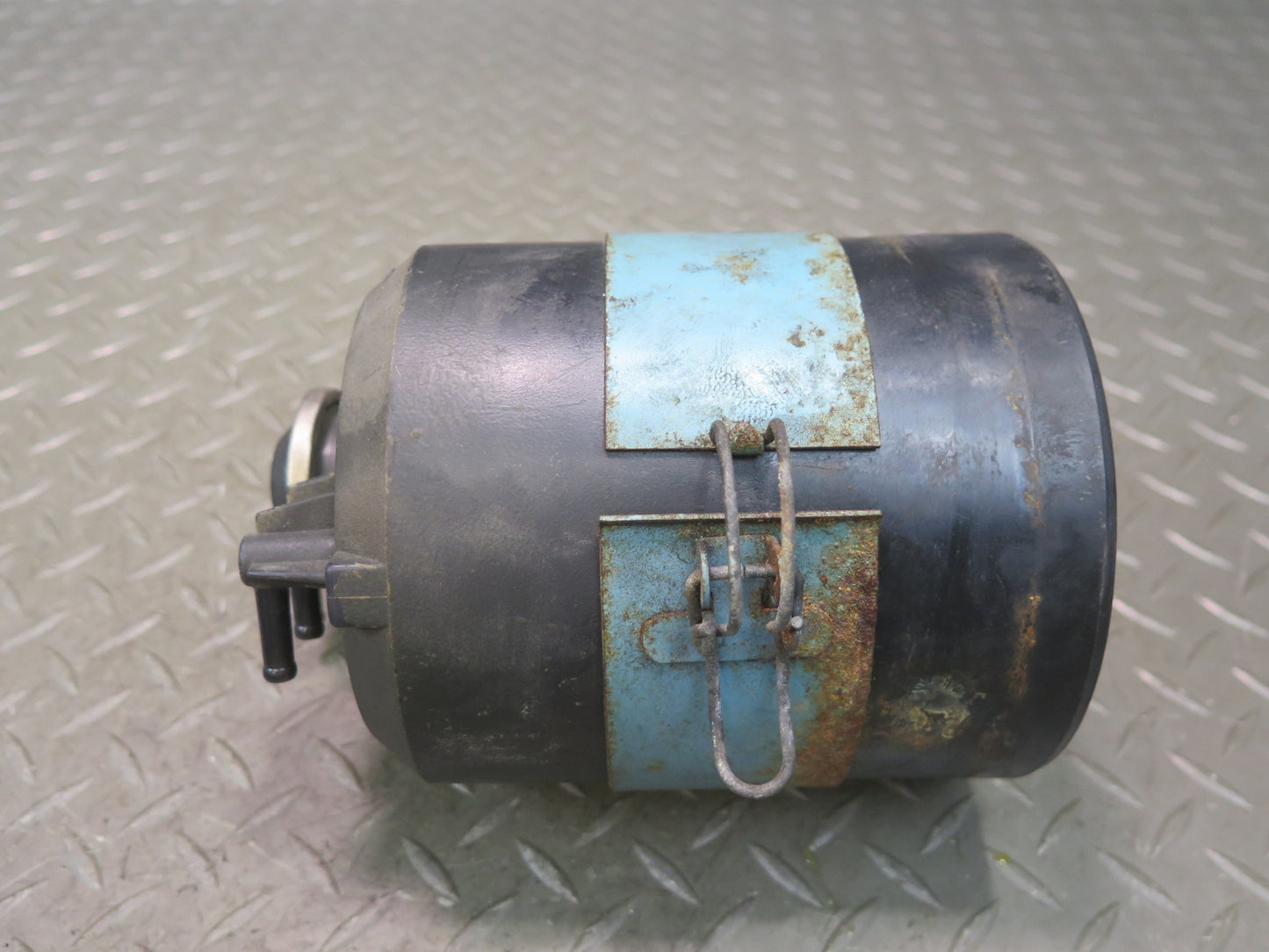 82-83 Datsun Nissan S130 280ZX Turbo Fuel Evap Vapor Canister 14950-P9000 OEM