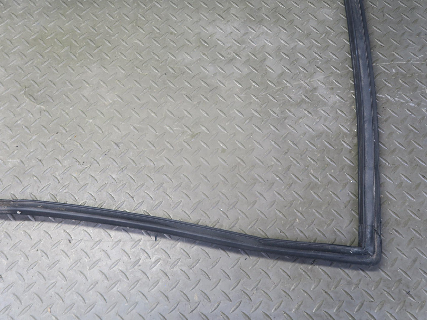 1991-1994 Toyota Land Cruiser FJ80 Rear Right Door Weatherstrip Rubber Seal