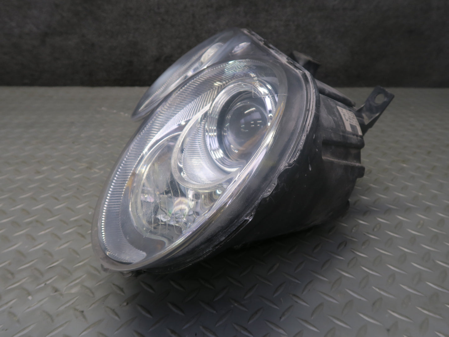 2006-2012 Bentley Continental Flying Spur Front Right Xenon HID Headlight Lamp