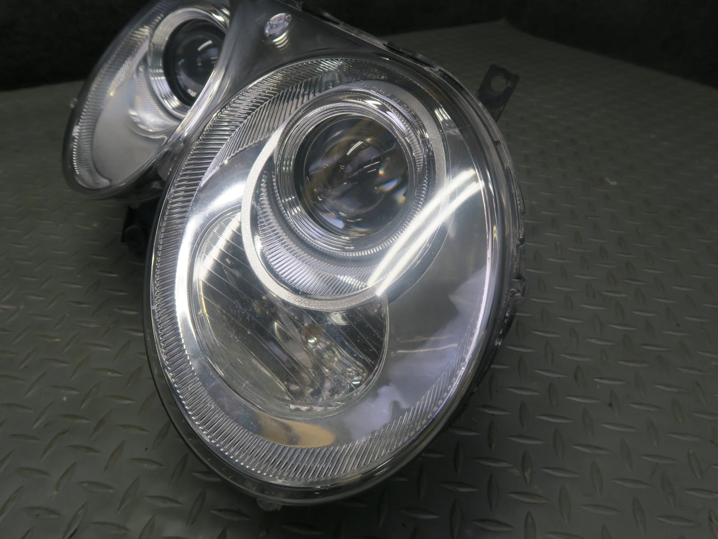 2006-2012 Bentley Continental Flying Spur Front Right Xenon HID Headlight Lamp